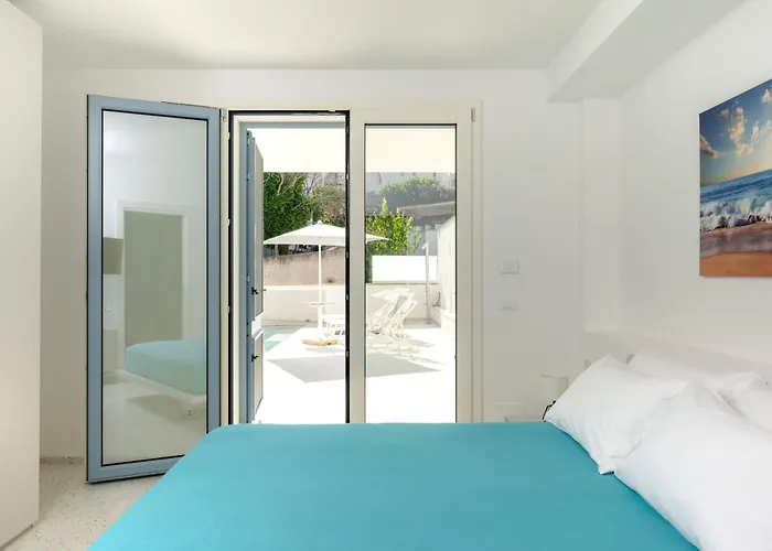 Perle Marine Suite Apartments